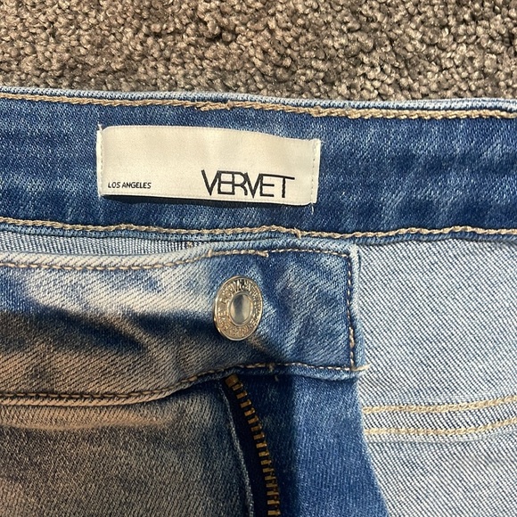 Woman Vervet jeans cuffed and distressed- plus size - Picture 4 of 4